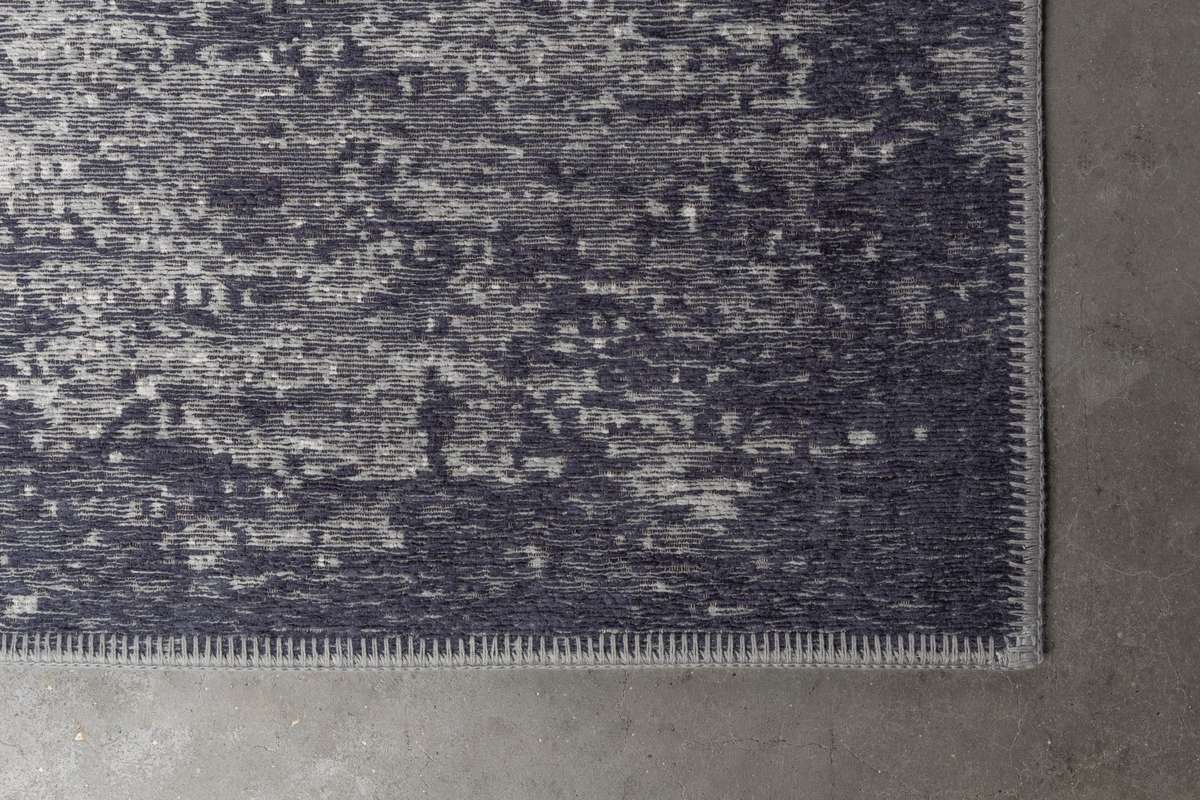 CARUSO blue carpet