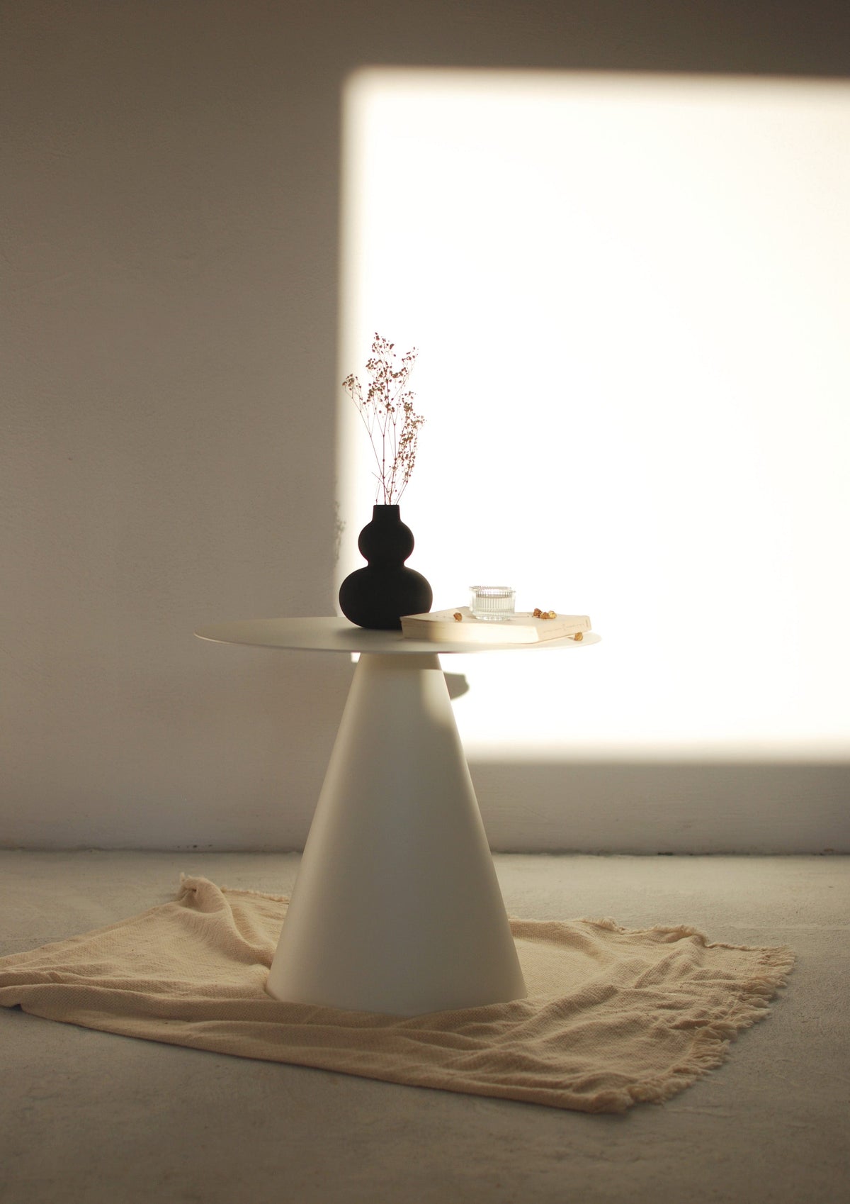 Stolik kawowy CHERRY stalowy Salak    Eye on Design