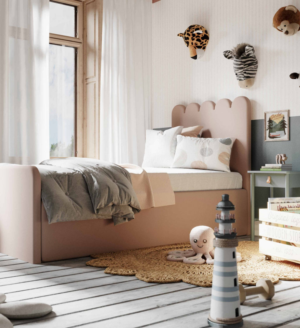 Upholstered bed POPPI pink