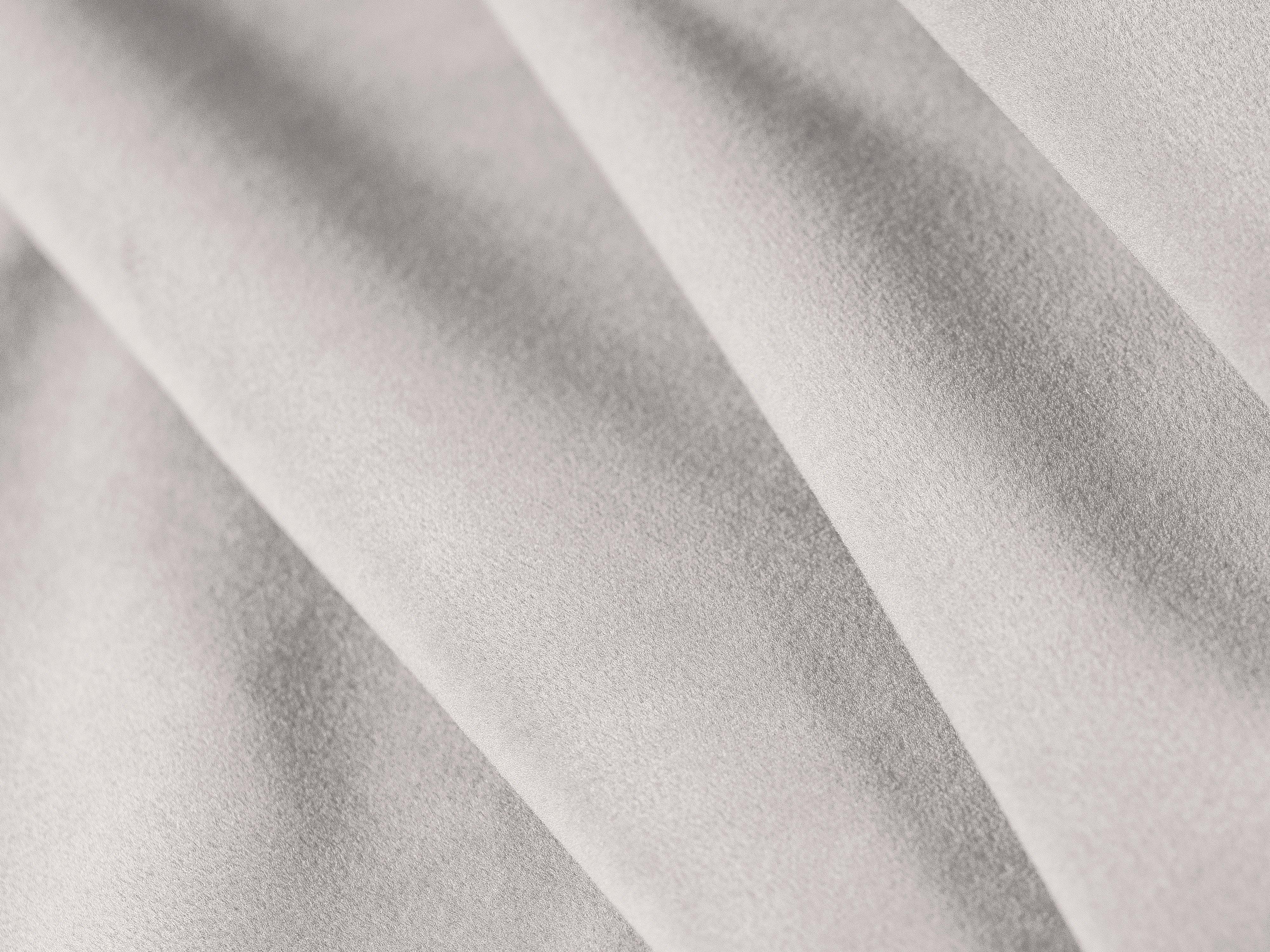 Sofa aksamitna 2-osobowa KENDAL jasnoszary Micadoni    Eye on Design