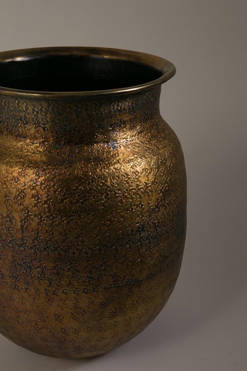 BAHA brass vase - Eye on Design