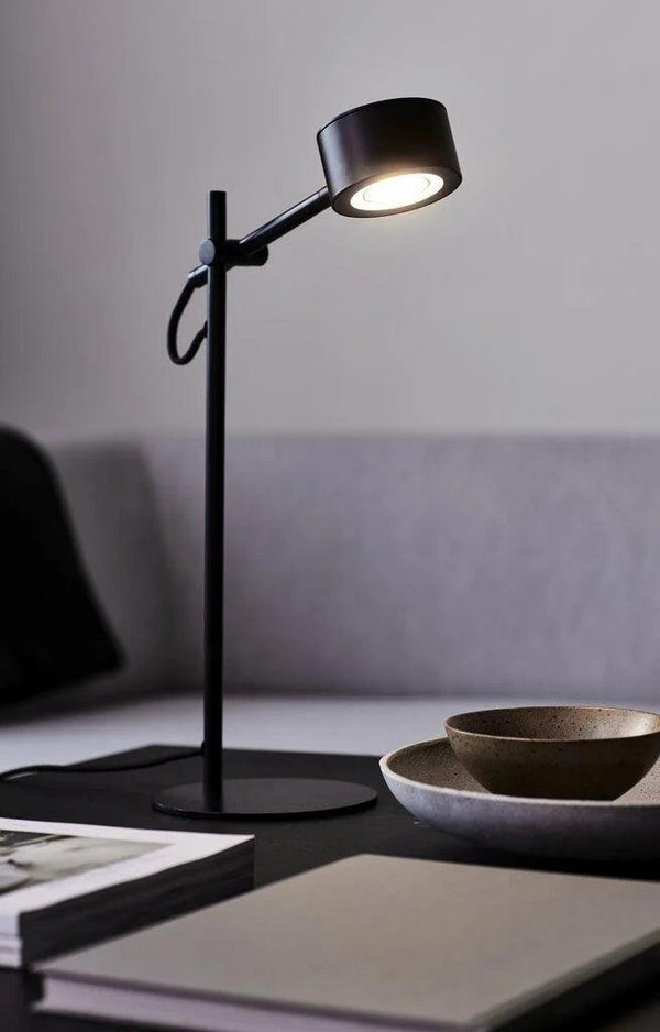 CLYDE table lamp black - Eye on Design