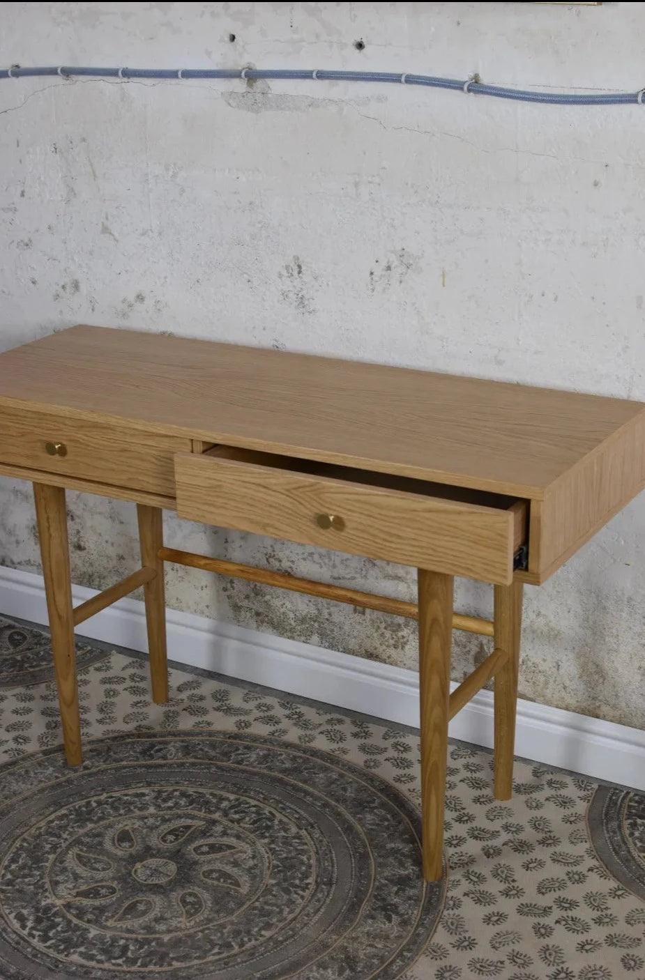 COP desk oak wood - Eye on Design