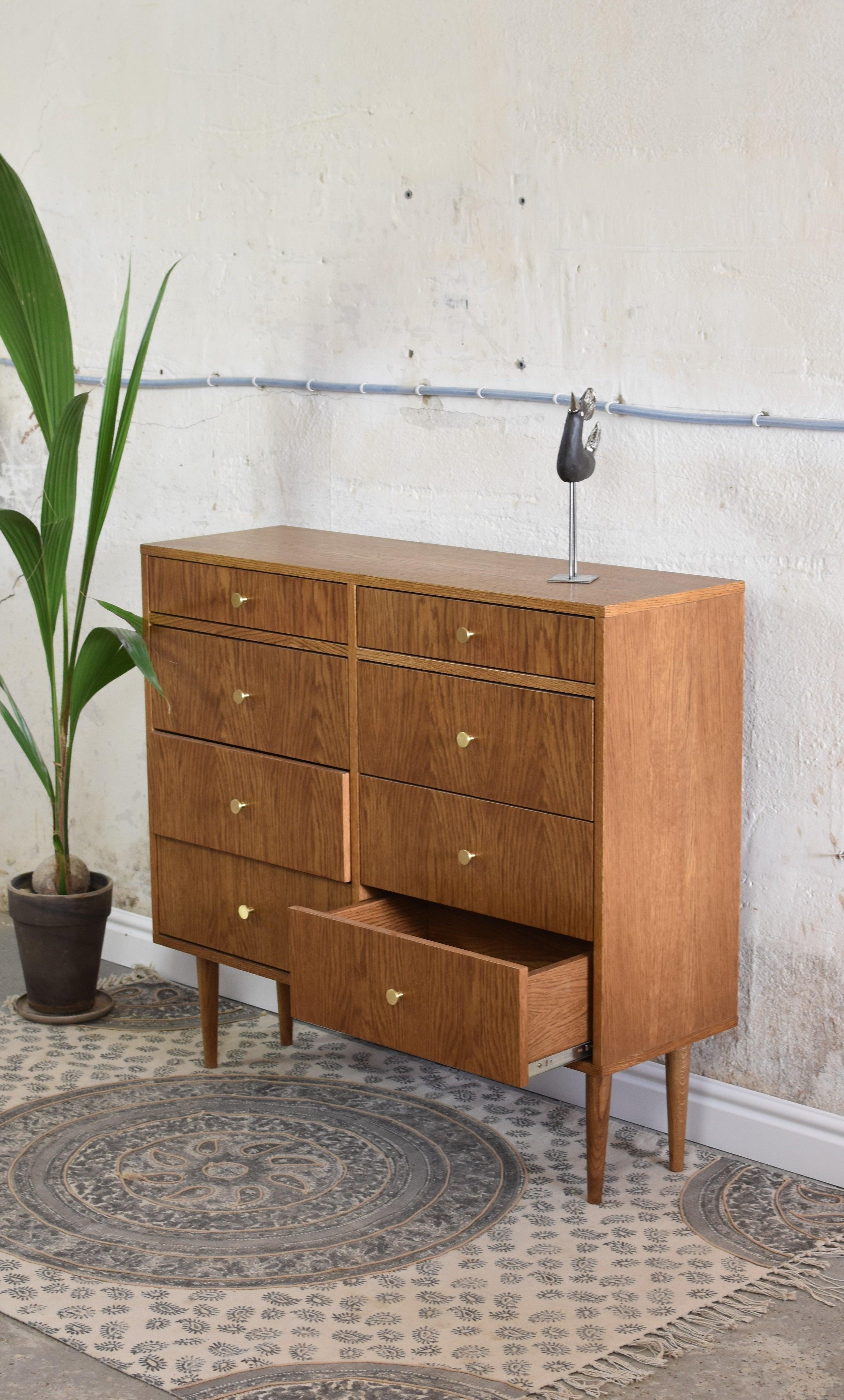 CORRIHIGH+ oak wood chest of drawers - Eye on Design