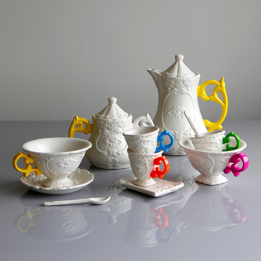 Cup with spoon and saucer I-WARES I-TEA fuchsia - Eye on Design