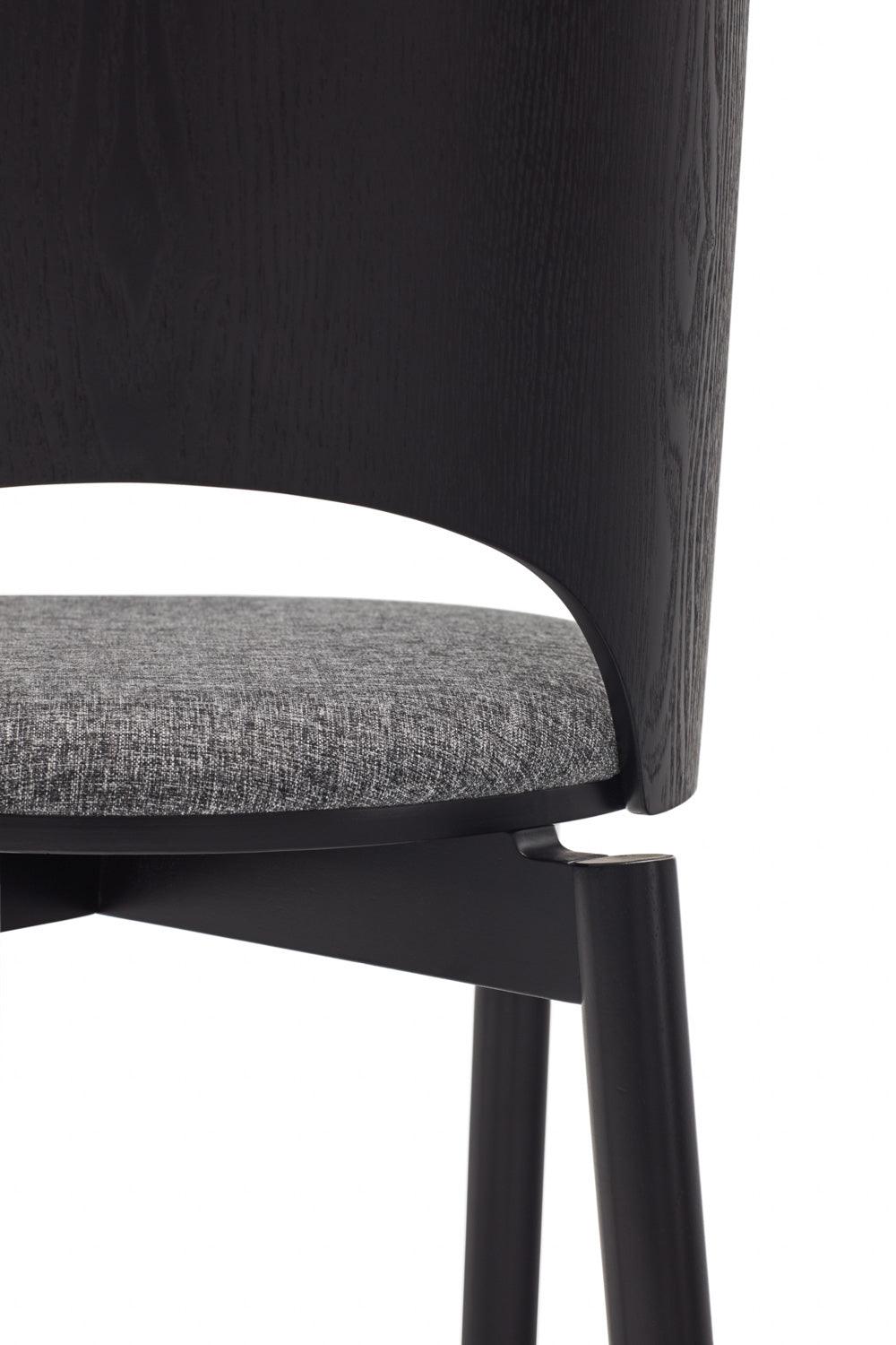 DAM chair black - Eye on Design