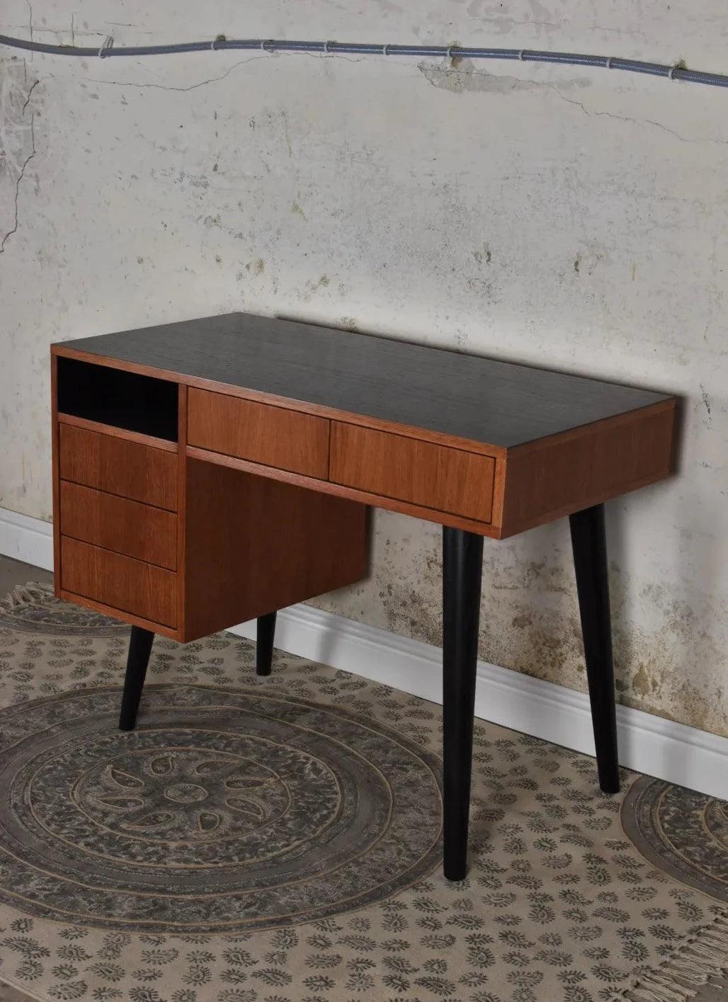 Desk 1960 oak wood - Eye on Design
