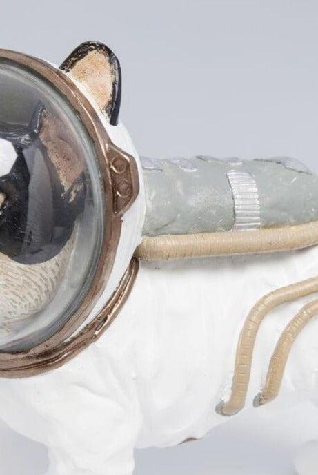 Figurka BULLDOG IN SPACE biały Kare Design    Eye on Design