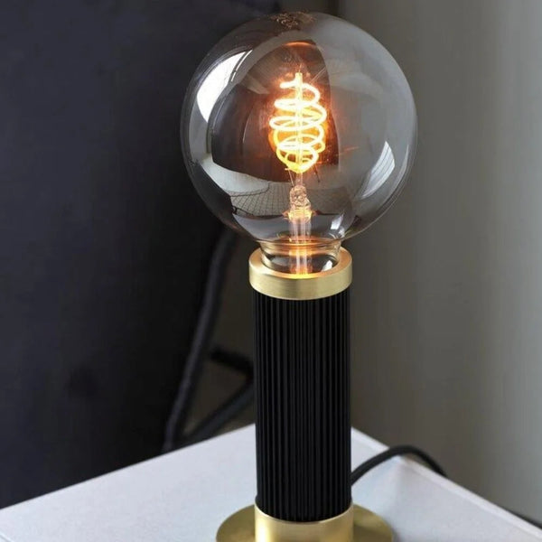 GALLOWAY Tischlampe schwarz mit goldenen Details