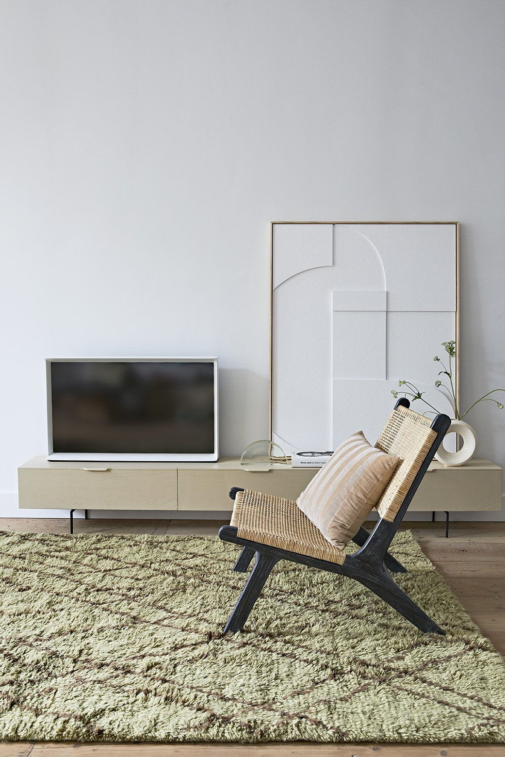 Large TV cabinet sand-coloured, HKliving, Eye on Design