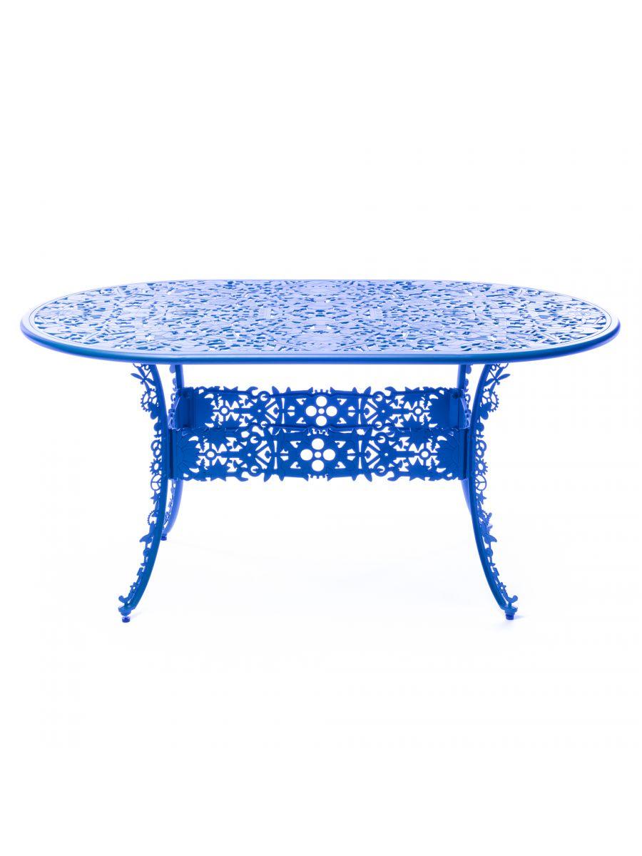 Oval garden table INDUSTRY blue - Eye on Design