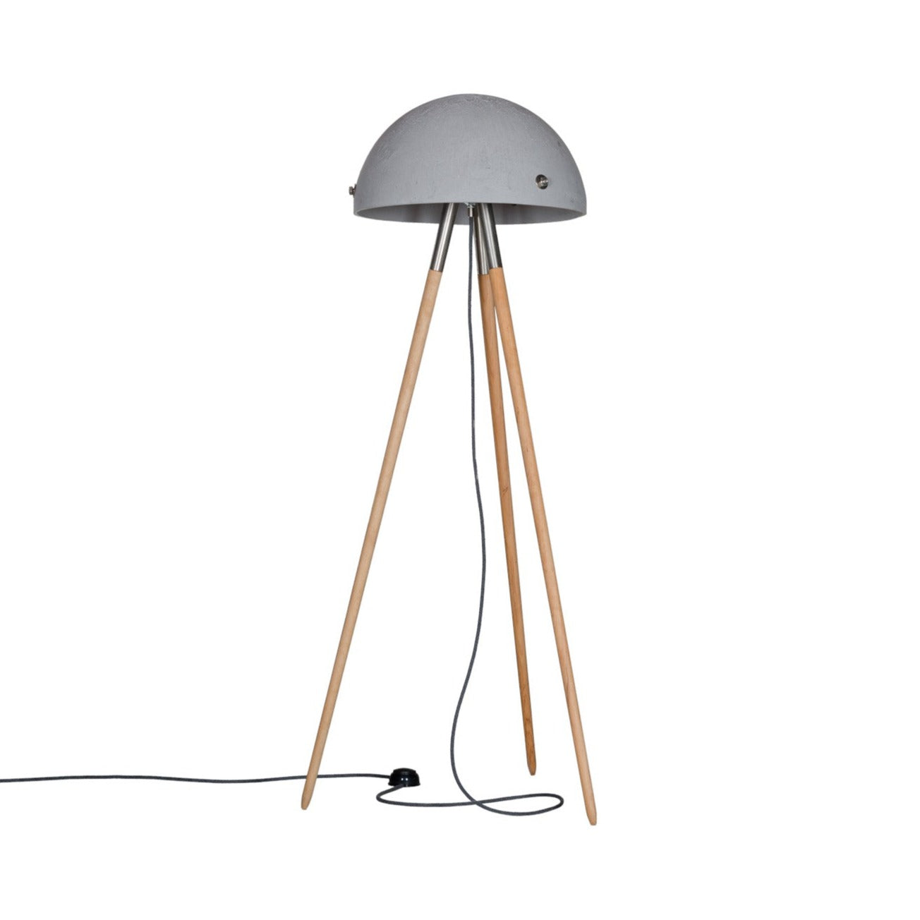 The Floor sphere is an industrial lamp with a hand -made concrete lampshade made in a selected color. Thanks to this, each interior will gain a perfect shade that will fit into the prevailing decor. Wooden legs, on which the mountain is based with a metal structure, add its factory look. The appropriate proportions of the materials used, despite their massiveness, guarantee that it will complete an elegant way for every home corner.