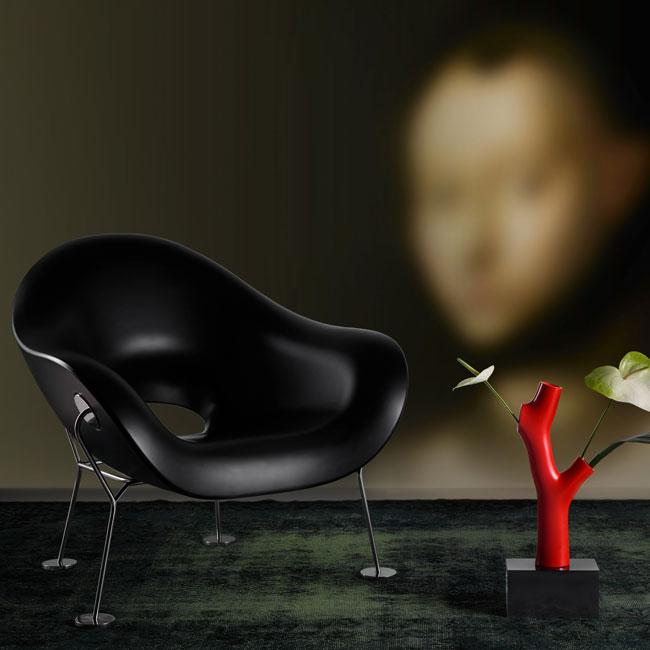 PUPA armchair black with chrome base, QeeBoo, Eye on Design