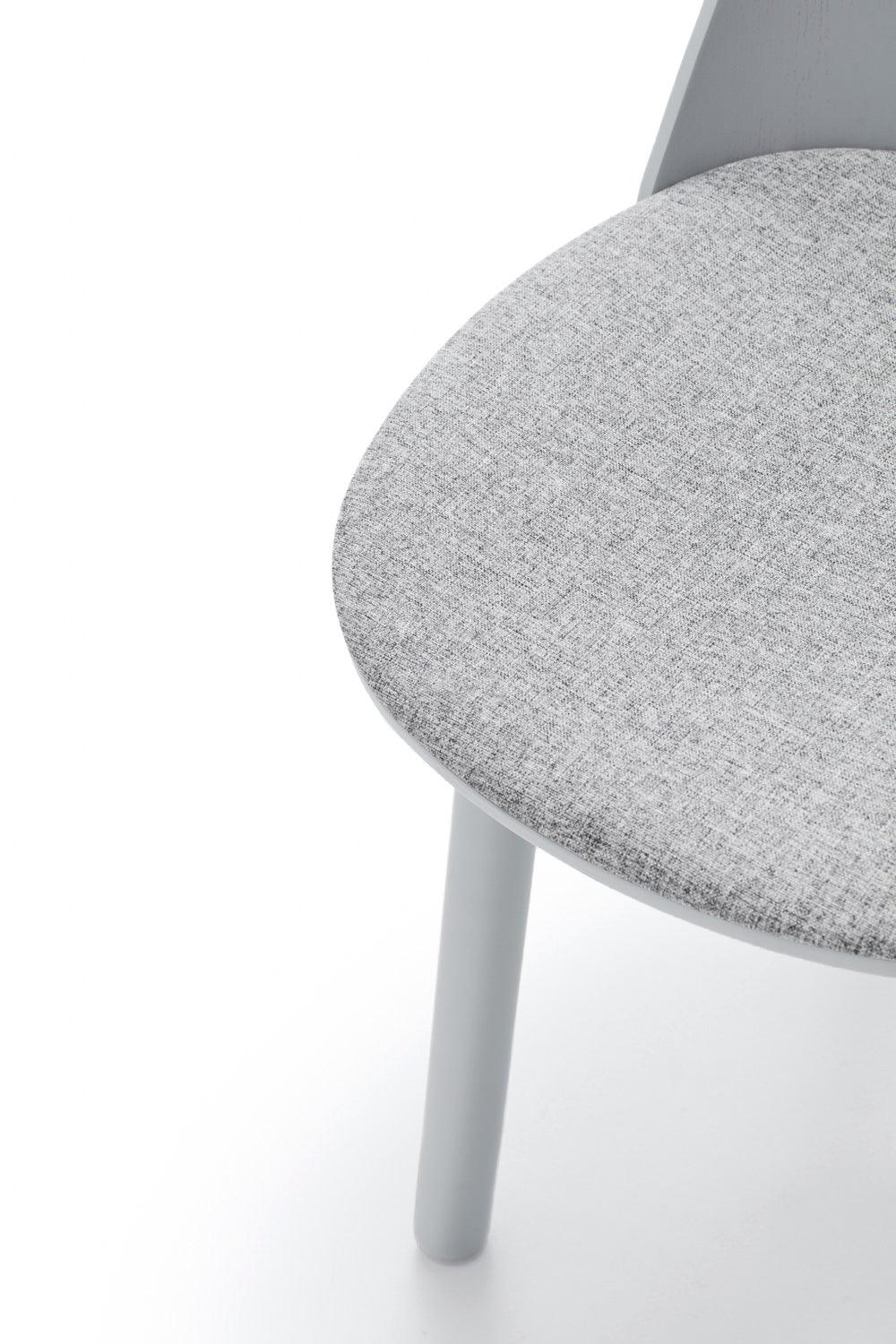 UMA chair light grey - Eye on Design