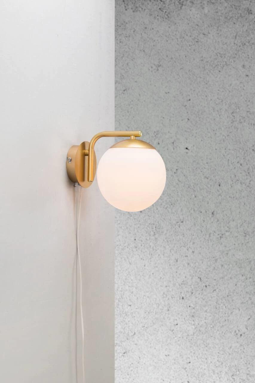 Wall lamp GRANT gold - Eye on Design