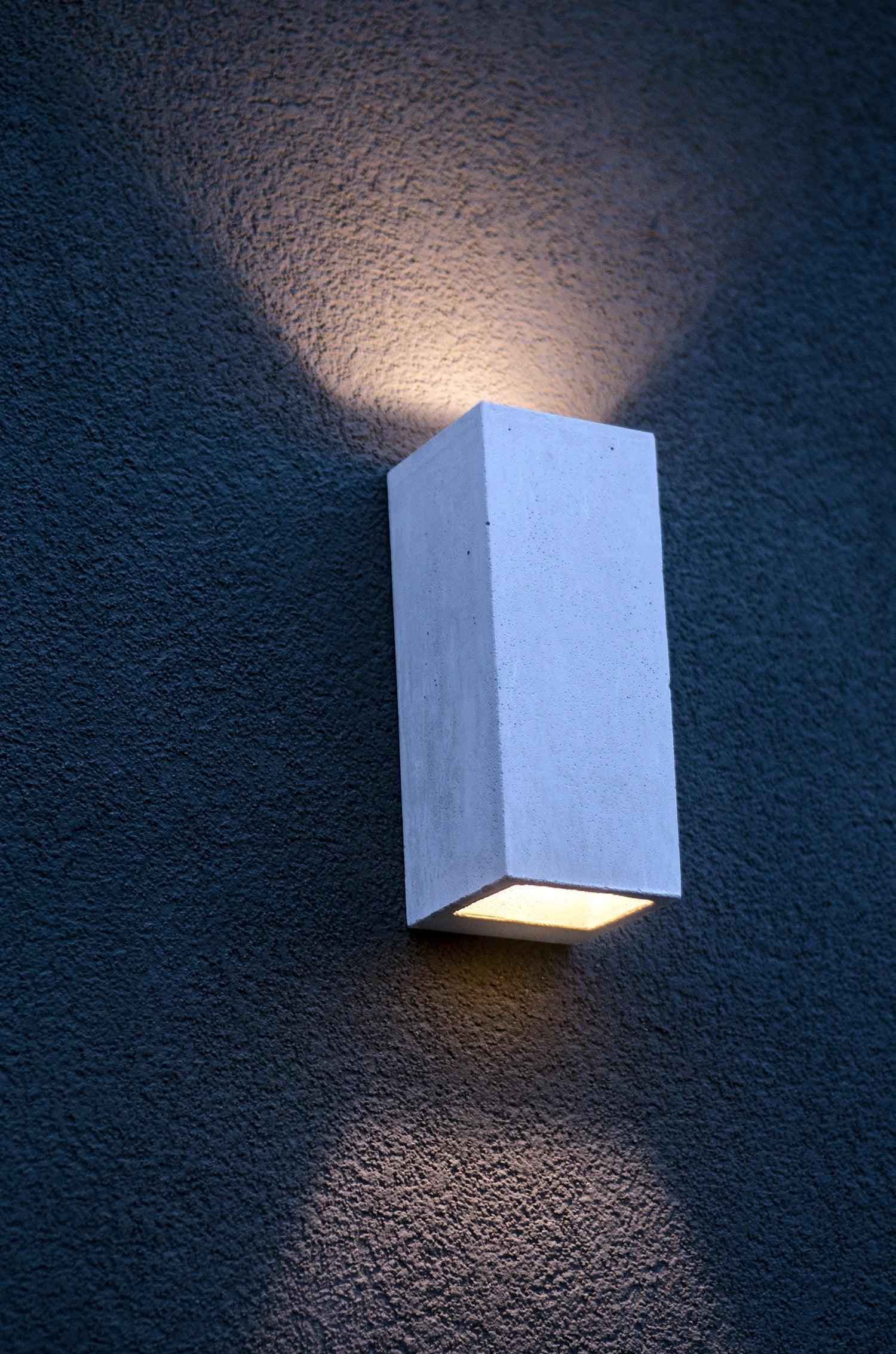 Wall lamp ORTO OUTDOOR concrete - Eye on Design