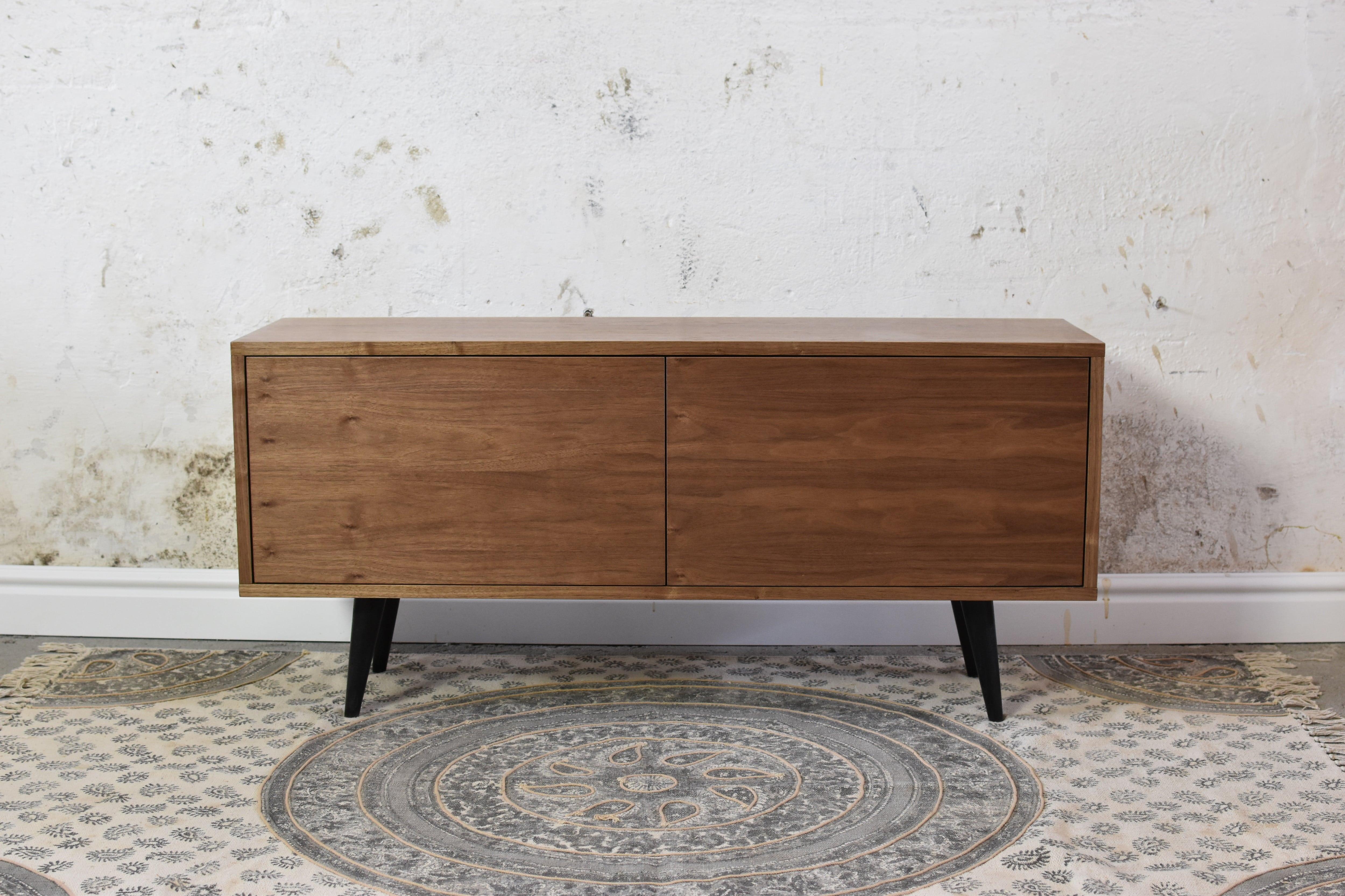 WALN chest of drawers oak wood - Eye on Design